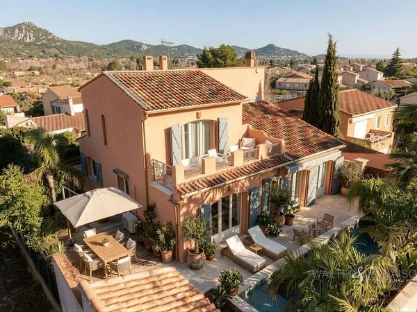 Maison 5 pièces 144 m²