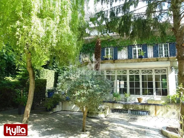 Villa d'architecte 9 pièces 273 m²
