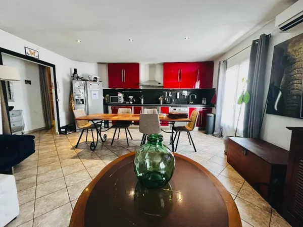 appartement T4 avec 2 parkings