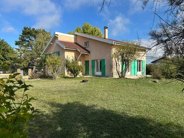 VILLA à MEYRIE 116 m², 3 chambres, possible 4.