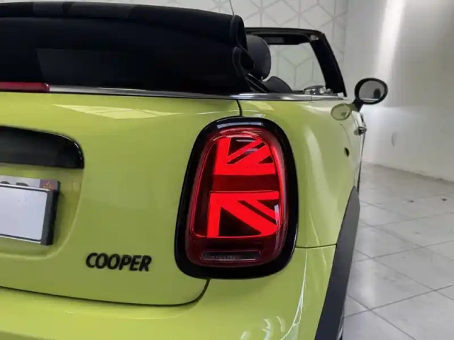 Mini Mini cabriolet cooper 136 ch dkg7 — photo 17