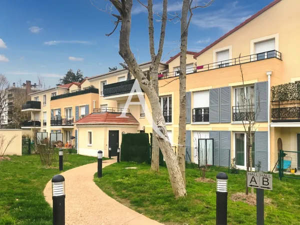 Appartement Bois D Arcy 1 pièce(s) 28 m2