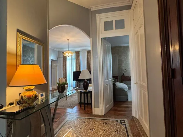 Appartement 5 pièces 130 m²