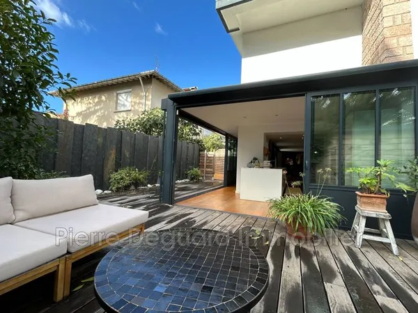 Villa 5 pièces 155 m²