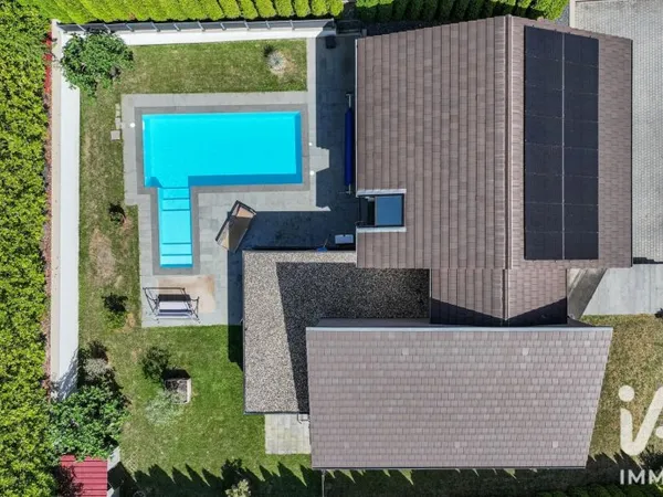 Maison 7 pièces 263 m²