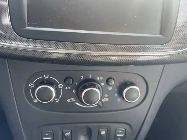 Dacia Logan mcv tce 90 — photo 25