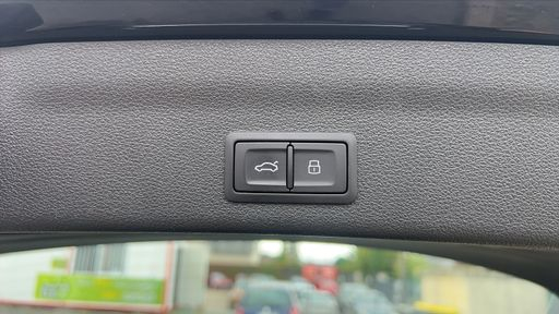 Audi A6 Avant 2.0 TDI 163 Mild Hybrid S-Tronic7 - Business Executive – 2021 – 104643 km – Hybride diesel – Boîte Automatique — photo 17