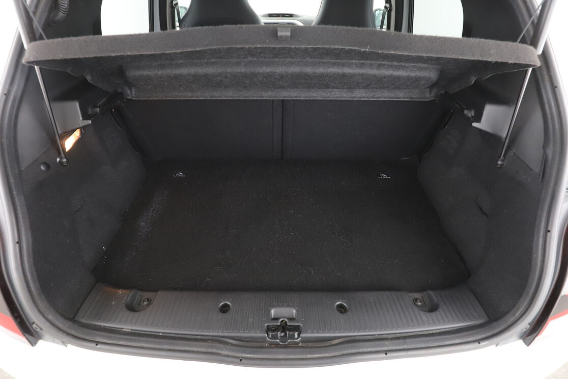 Renault Twingo 0.9 TCe GT — photo 16