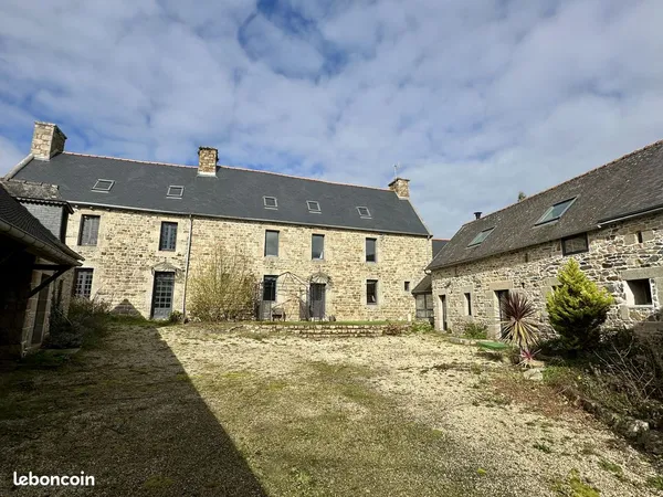 Maison 9 pièces 220 m²