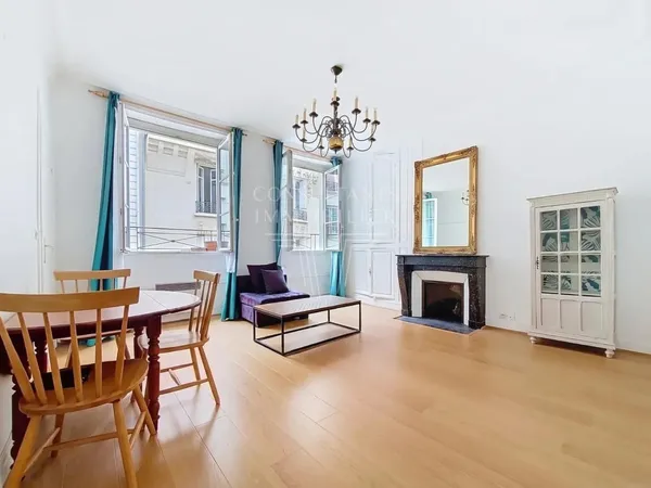 Vends t2 - 42.43 m² - Paris 7Ème