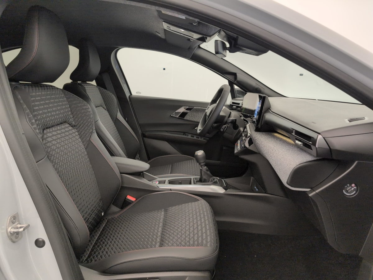 Renault Clio 6 — photo 17