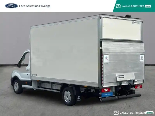 Ford Transit 2t ccb p350 l4 2.0 ecoblue 130ch hdt trend — photo 4