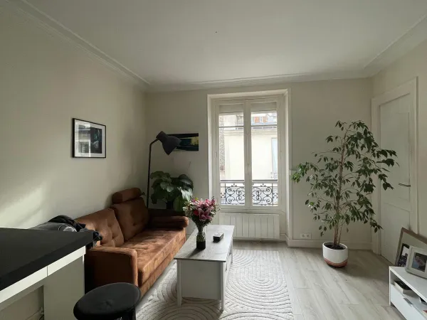 Sous-loue appartement 40m² meublé 6 mois Paris 17ème - Octobre 2025 à mars 2026 (dates flexibles)