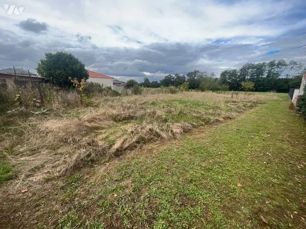 Terrain 1070 m²