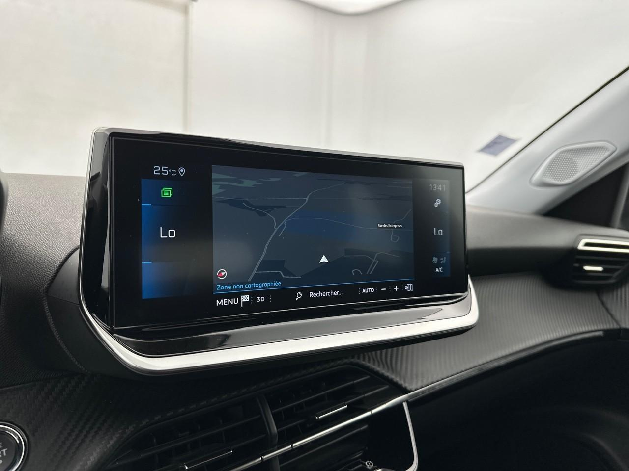 Peugeot 2008 puretech 130 s&s eat8 allure pack — photo 10