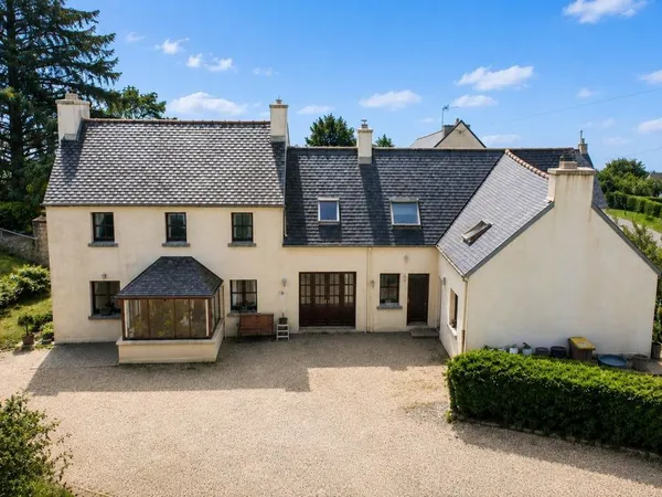 Maison 7 pièces 176 m²