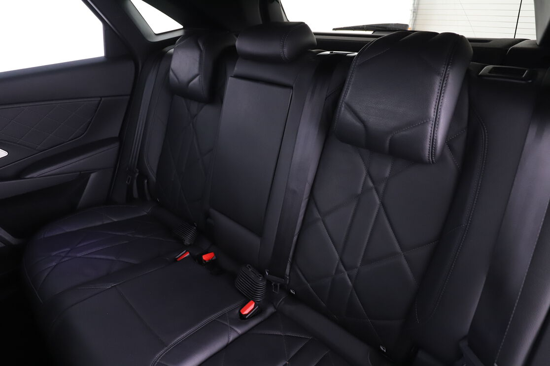 DS Automobiles DS7 Crossback 2.0 Blue-HDi Executive Automatique — photo 13