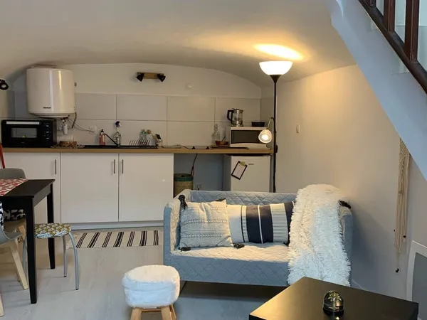 STUDIO MEZZANINE - FAC DE DROIT