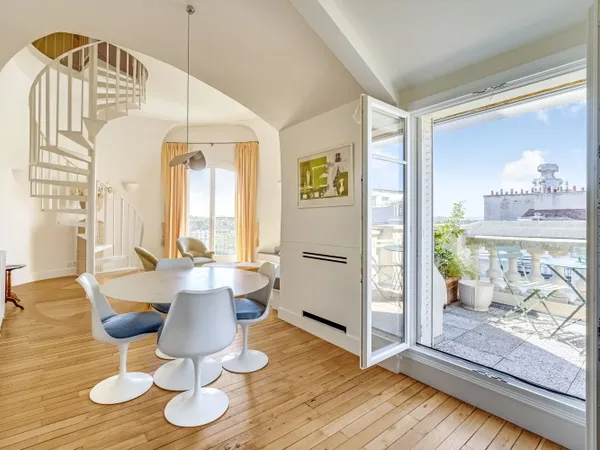 LOUE APPARTEMENT D'EXCEPTION A NEUILLY SUR SEINE