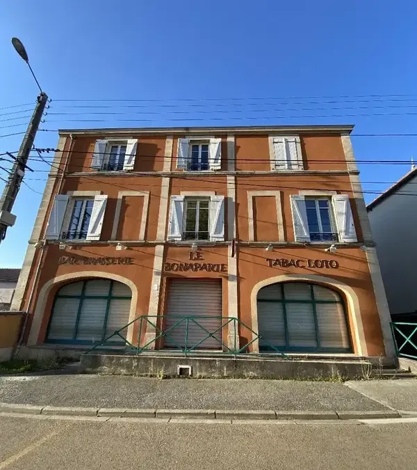 Photo 1