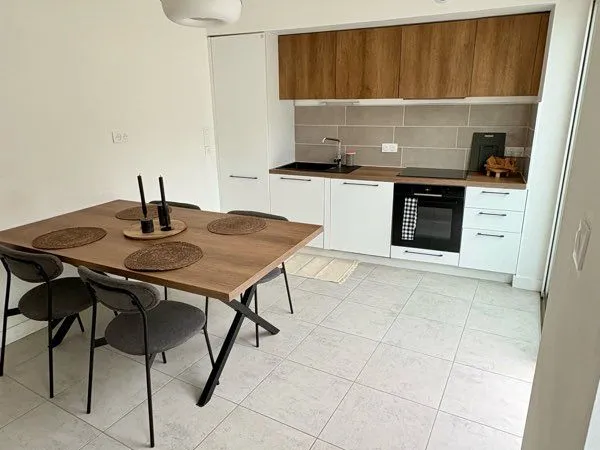 Maison meublée centre ville de marmande jardin 4 chambres avec salle d'eau et wc