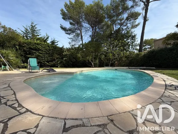Maison 6 pièces 153 m²