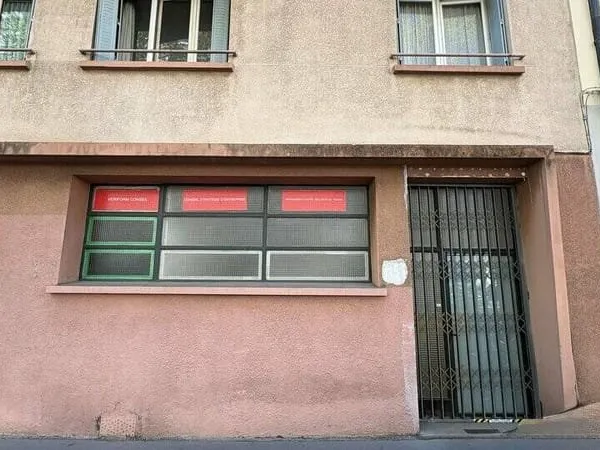 Local commercial 63 m²