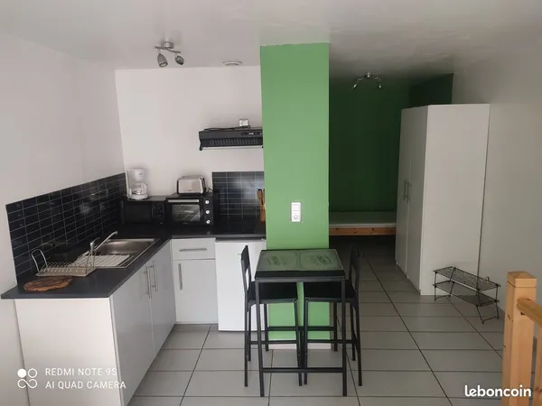 Studio meublé FAC chauffage compris