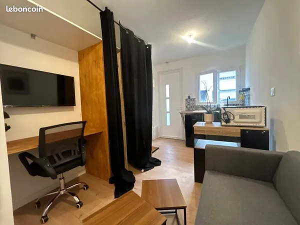 Studio 1 pièce 15 m²