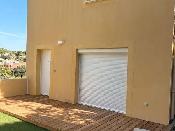 A vendre villas t4 avec garage et sous sol