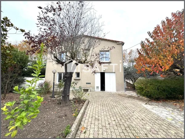 Maison avec 4 chambres et un appartement indépendant