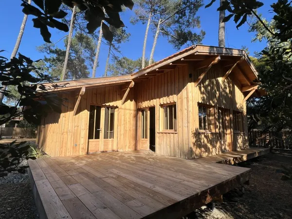 Vends maison neuve tout en bois esprit cabane - 120m²