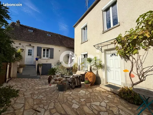 Maison 9 pièces 145 m²