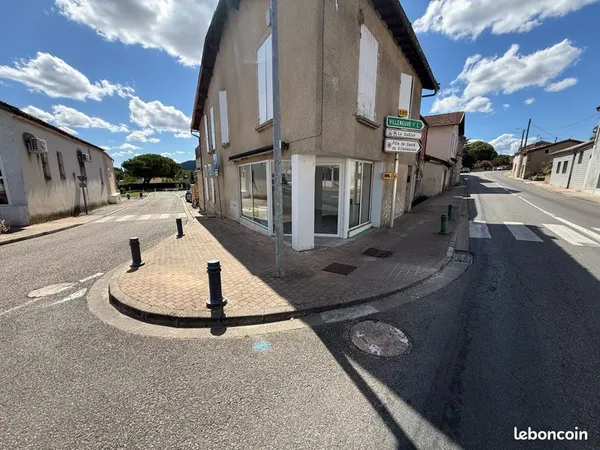 LOCAL COMMERCIAL 60 m² - ENTIÈREMENT RÉNOVÉ - SAINT-SYLVESTRE-SUR-LOT