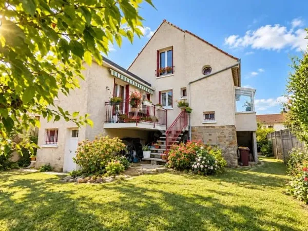Maison Vaires Sur Marne 5 pièce(s) 102 m2