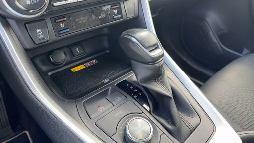 Toyota RAV4 2.5 VVT-i 222 Hybrid AWD e-CVT - Lounge – 2022 – 82600 km – Hybride essence – Boîte Automatique — photo 5