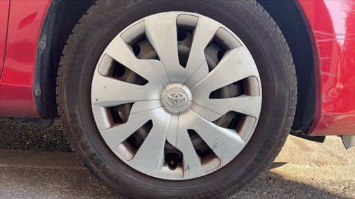 Toyota Yaris 1.5 VVT-i 100 Hybrid E-CVT - Dynamic – 2016 – 112597 km – Hybride essence – Boîte Automatique — photo 11
