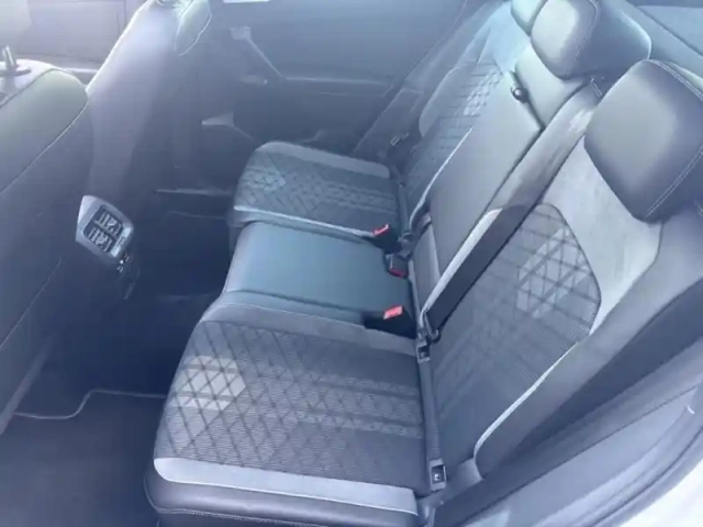 Volkswagen Tiguan 2.0 tdi 150ch r-line dsg7 — photo 13
