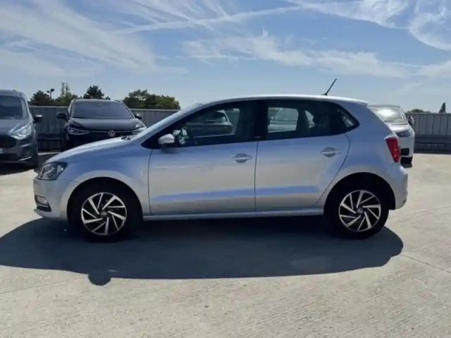 Volkswagen Polo 1.2 tsi 90ch bluemotion technology match 5p — photo 6