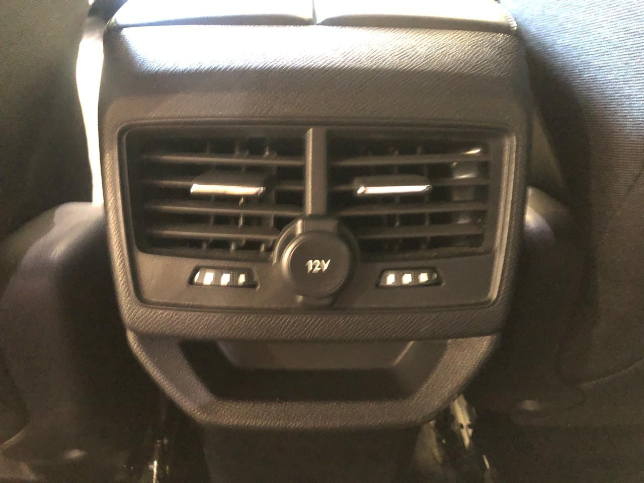 Peugeot 3008 bluehdi 130ch s&s eat8 allure pack — photo 25