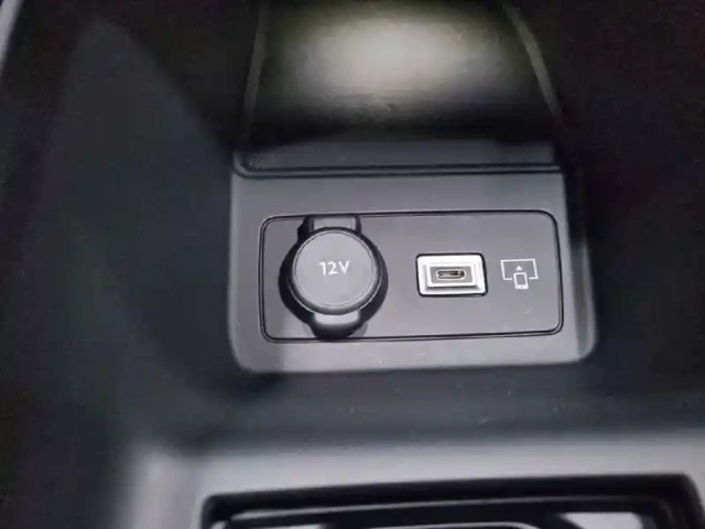 Peugeot 408 puretech 130 ch s&amp;s eat8 — photo 92