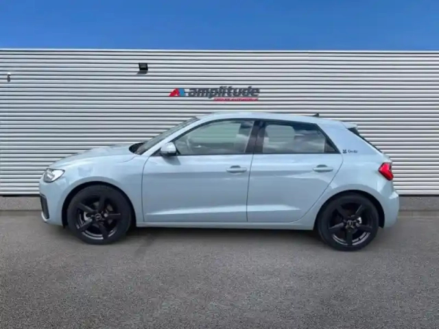 Audi A1 sportback 35 tfsi 150ch s line s tronic 7 — photo 8