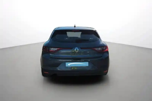 Renault Megane mégane iv berline blue dci 115 — photo 5