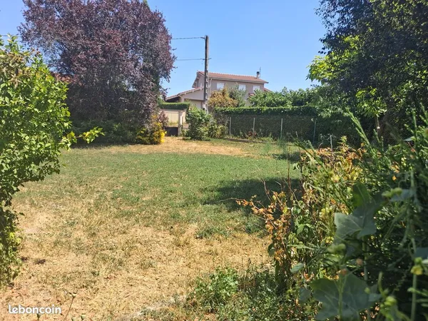 Terrain constructible