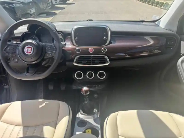 Fiat 500 x 1.0 firefly turbo t3 120ch yacht club capri dolcevita — photo 13