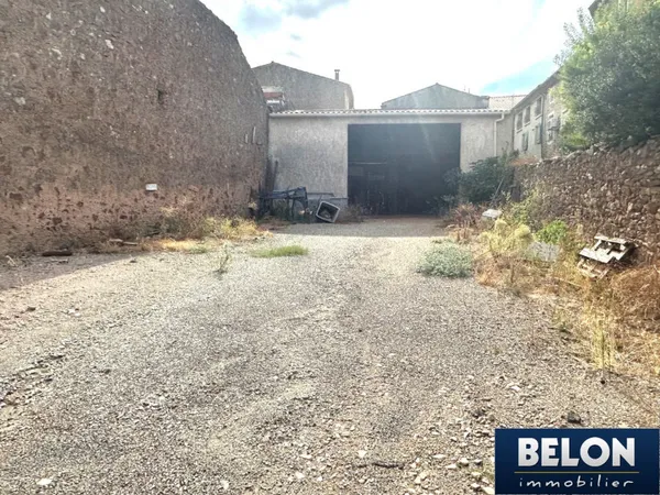 Garage 300 m²