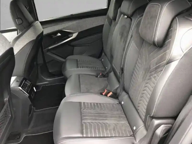 Peugeot 5008 hybrid 145 ch e-dcs6 — photo 12