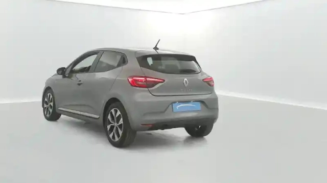 Renault Clio tce 90 evolution 5p — photo 3