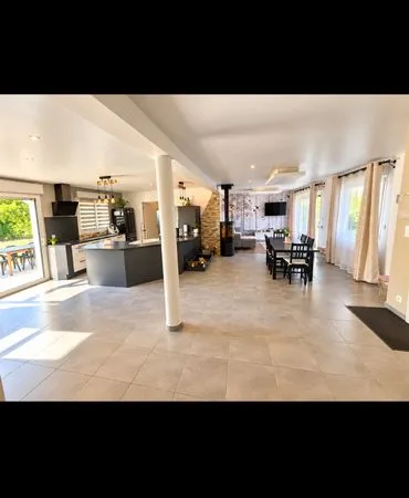 Coup de coeur Maison familiale 160m2 - 5 chambres- terrain 750m2- Écommoy