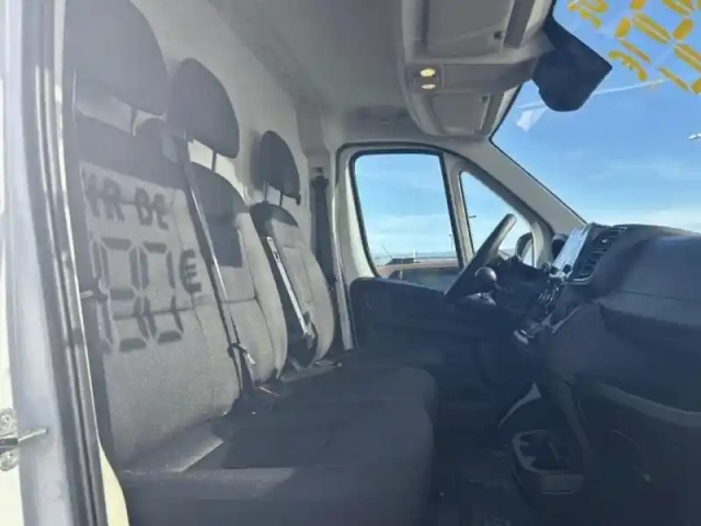 Fiat Ducato fg l2h2 3.3 140ch s&amp;s — photo 25